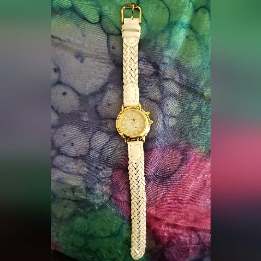 LA Express watch with white leather bracelet